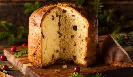 Panettone, το ιταλικό κέικ των Χριστουγέννων 