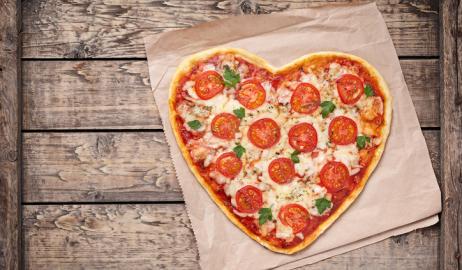 5 tips για να παραγγείλετε μια πιο υγιεινή pizza