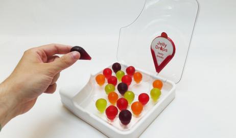 Τα καινοτόμα γλυκά ζελεδάκια που δημιουργήθηκαν για να ενυδατώνουν τους ασθενείς με άνοια