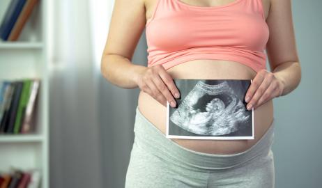 Μια βασική θρεπτική ουσία μπορεί να προστατεύσει την ανάπτυξη του εγκεφάλου του εμβρύου από τις μολύνσεις της μητέρας