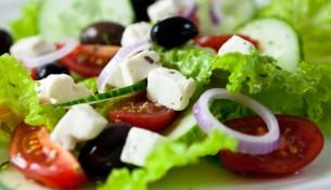 xoriatiki-salata-superfood