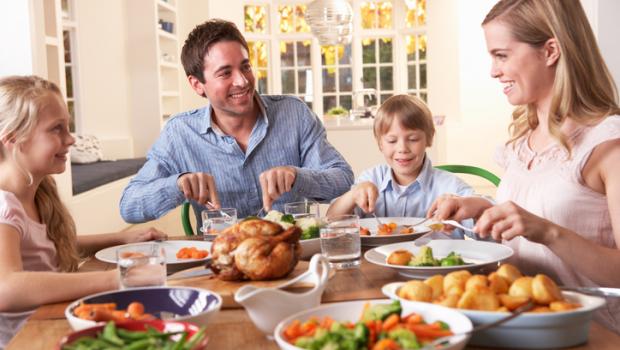 Τα οικογενειακά τραπέζια κάνουν καλό στην υγεία!