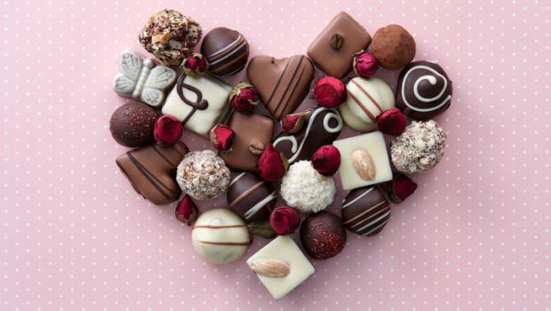 «Γλυκά» νέα: η σοκολάτα μειώνει τον κίνδυνο κολπικής μαρμαρυγής