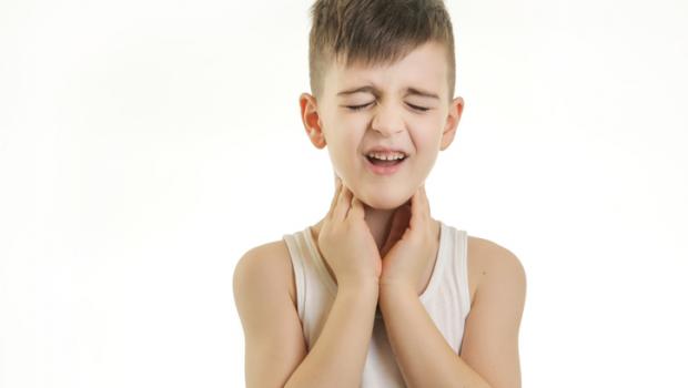 Τα παιδιά με αλλεργίες βρίσκονται σε αυξημένο κίνδυνο ανάπτυξης ανοσοποιητικής κατάστασης που προκαλεί φλεγμονή του οισοφάγου 